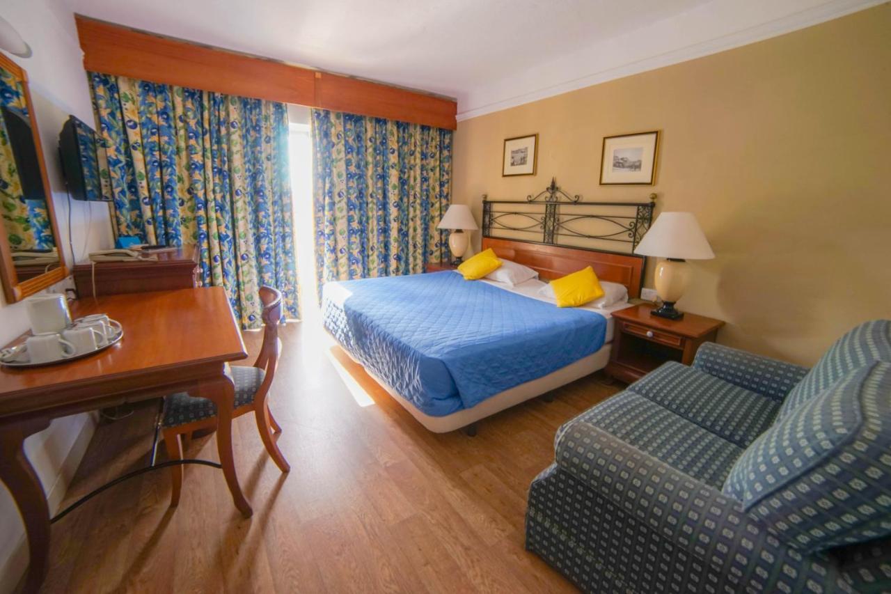 Topaz Hotel St. Paul's Bay Esterno foto