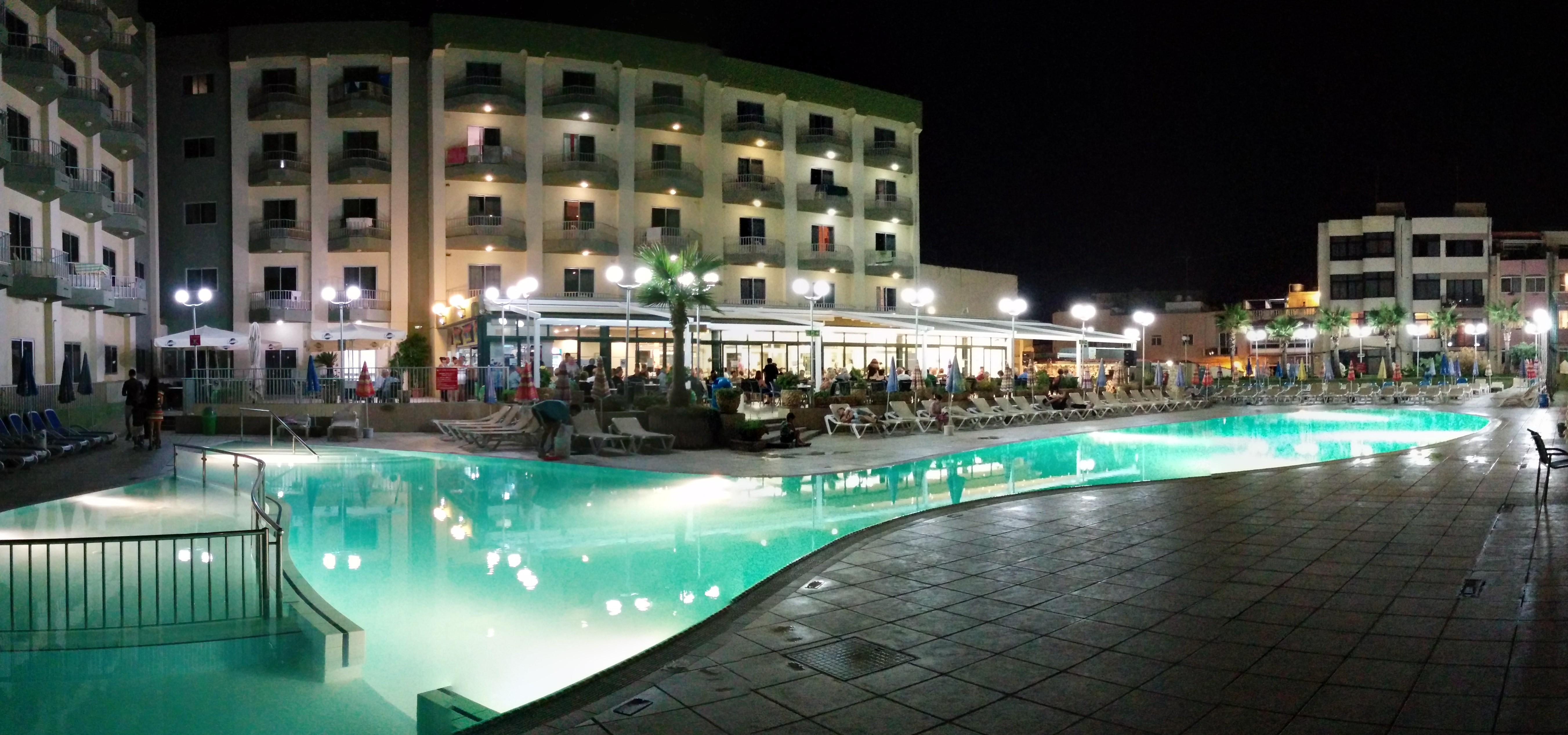 Topaz Hotel St. Paul's Bay Servizi foto