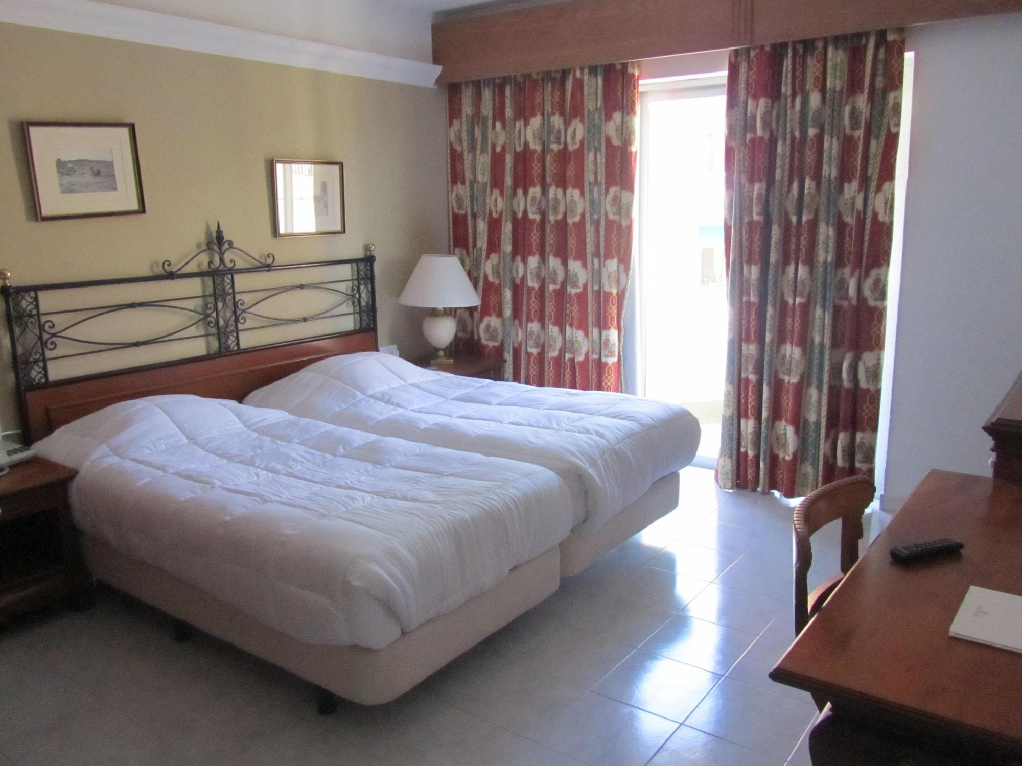 Topaz Hotel St. Paul's Bay Camera foto