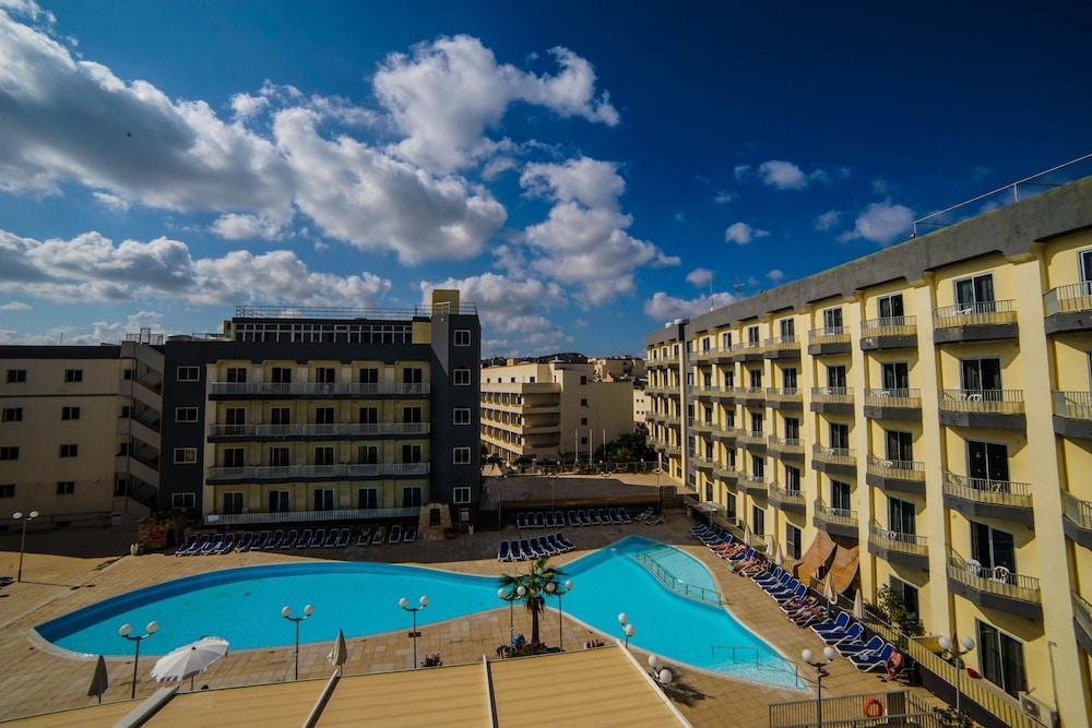 Topaz Hotel St. Paul's Bay Esterno foto